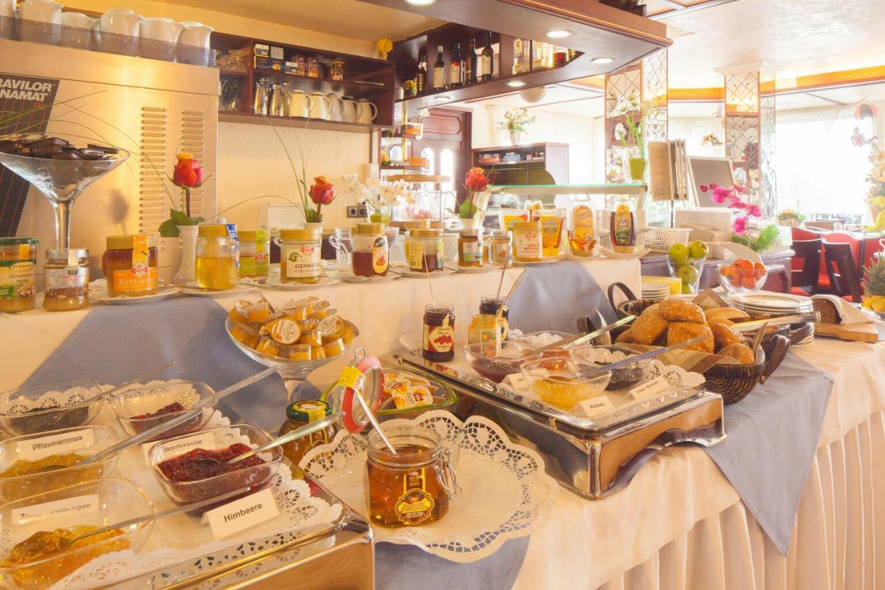 Themen Hotel Terrassen Cafe Bad Münder am Deister Εξωτερικό φωτογραφία