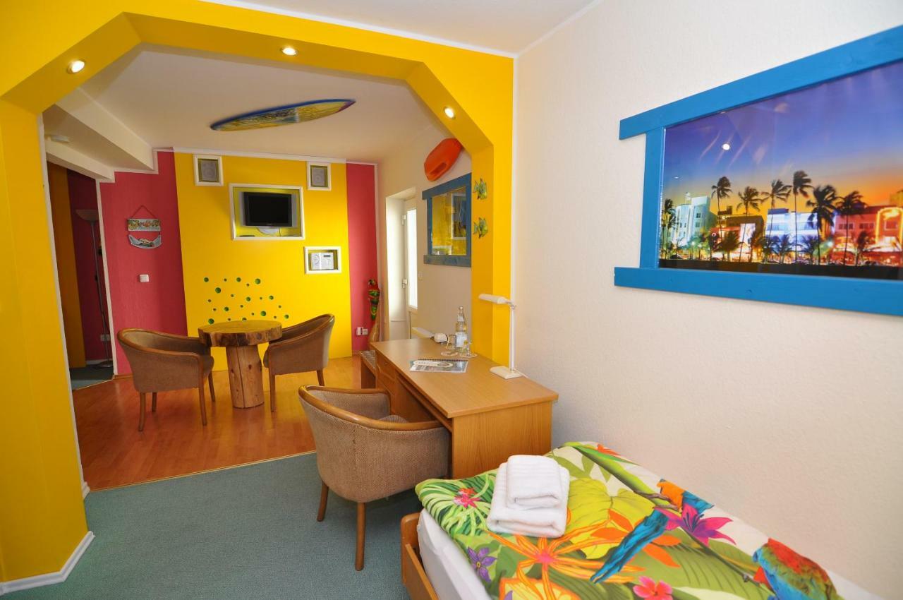 Themen Hotel Terrassen Cafe Bad Münder am Deister Εξωτερικό φωτογραφία